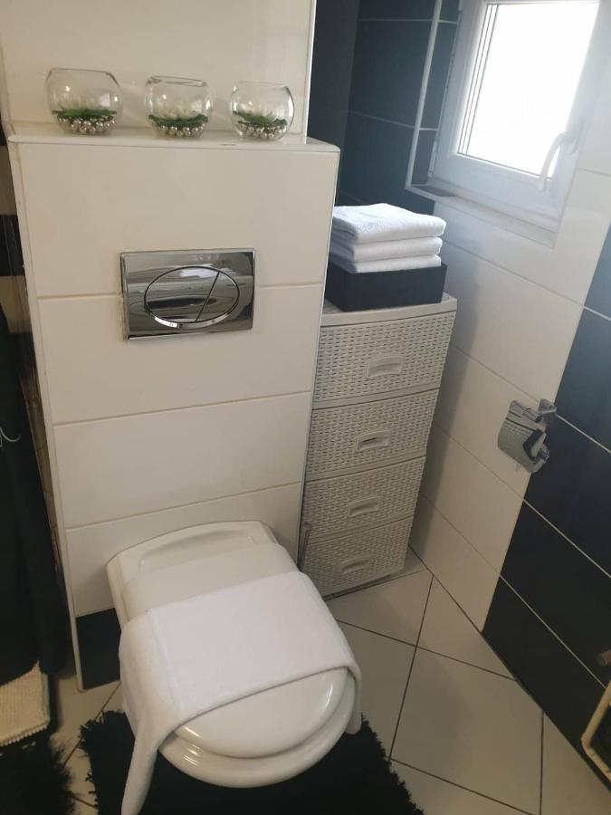 Apartman Lotos SJJ Eksteriør bilde