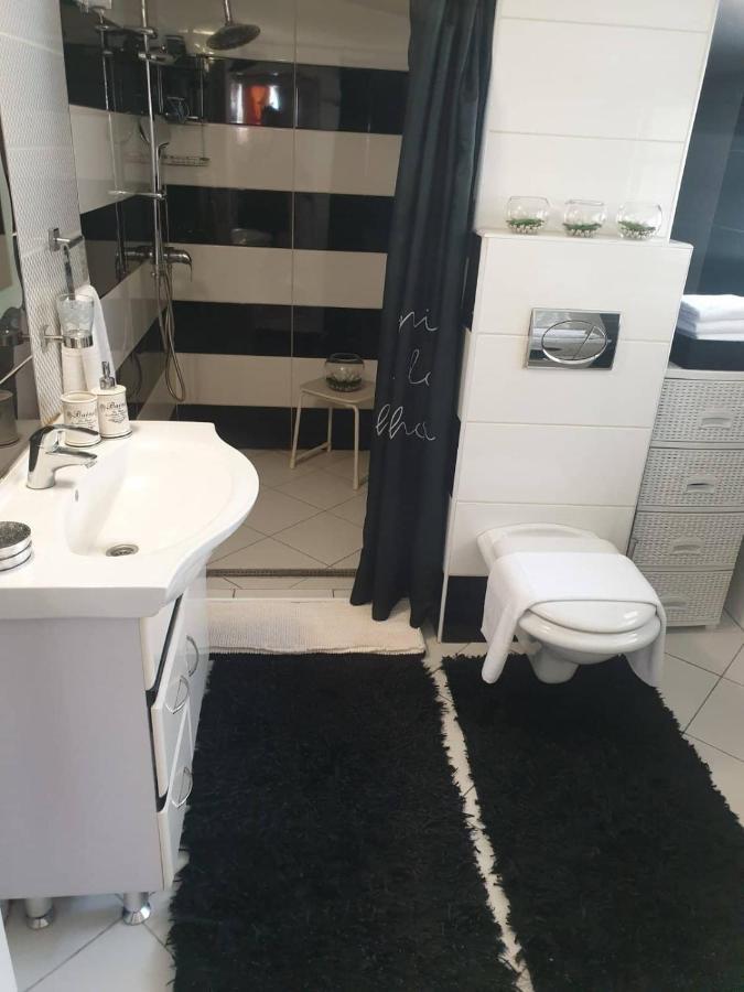Apartman Lotos SJJ Eksteriør bilde